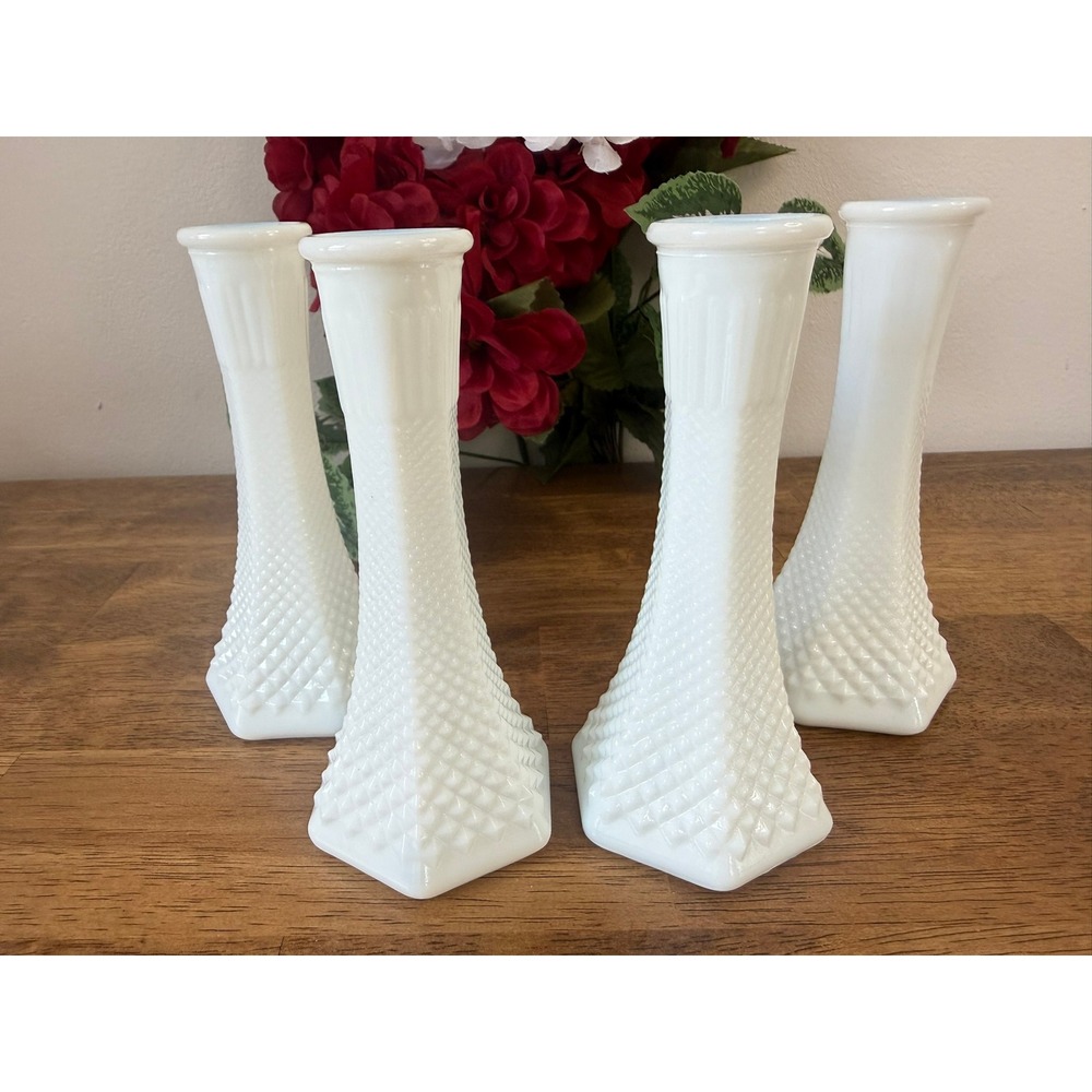Vintage E.O. Brody Milk Glass Diamond Quilt Vases White MCM Wedding Holiday‎